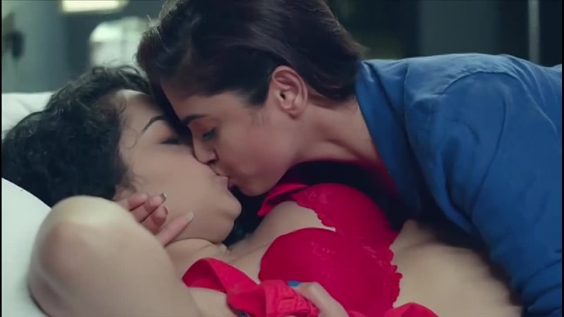Lesbian Hollywood Sex Movi Hindi Dubbed - Naina Ganguly and Apsara Rani in RGV's lesbian movie \