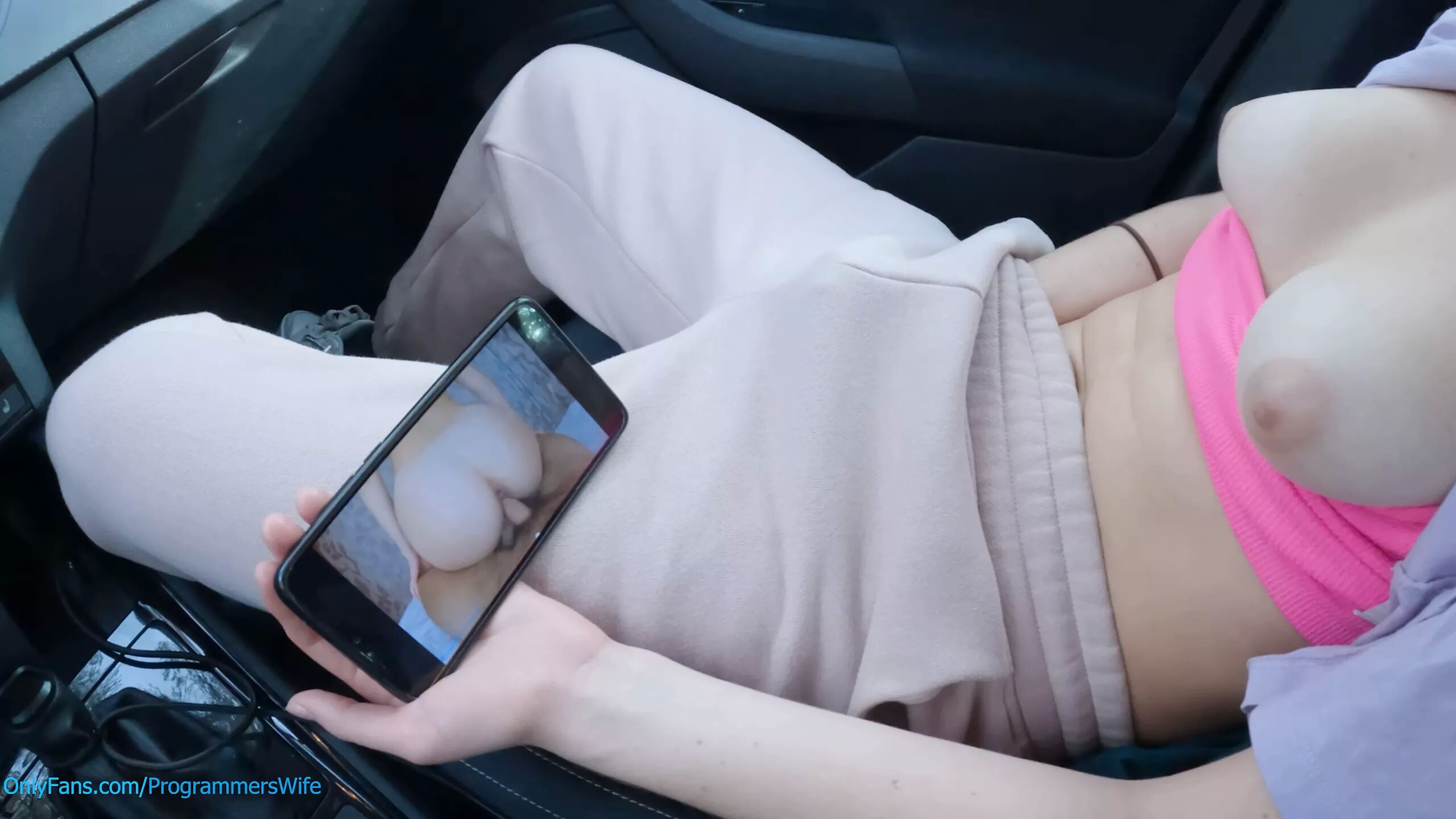 2560px x 1440px - Teen masturbates in a public car park watching her porn video -  ProgrammersWife watch online or download