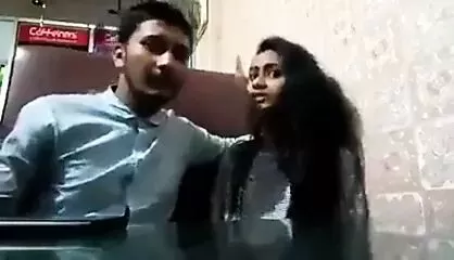 Indian Restaurent Sex Video - Desi kissing in cafe watch online or download