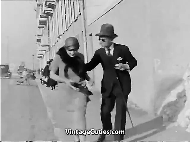 1920s Vintage Sexy Girls - Old Man Fucks Hot Girls in Town 1920s 1920s Vintage watch online or download