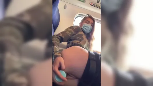 Случайный секс в поезде с русской девушкой со спермой в киску