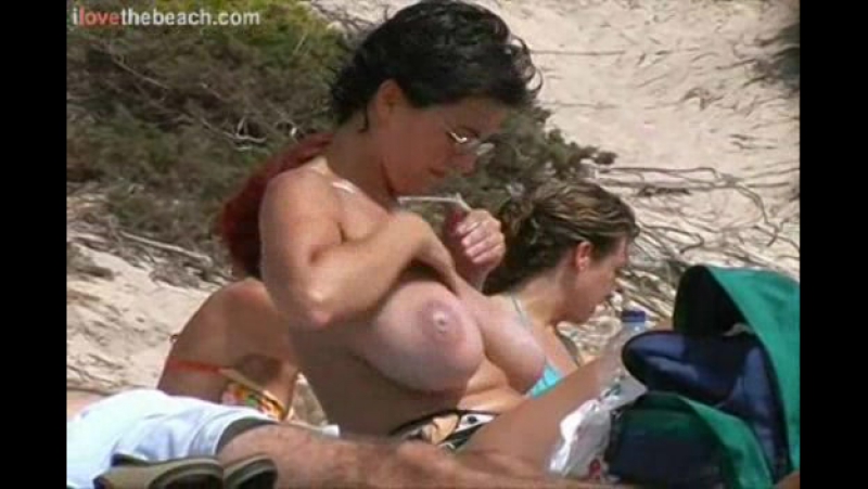 Голые девушки с большими сиськами на пляже - фото порно devkis